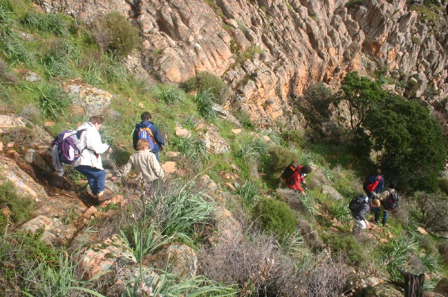 Dimanche 17 avril : premi�re ballade dans les calanches de Piana : le circuit des Roches Bleues.
