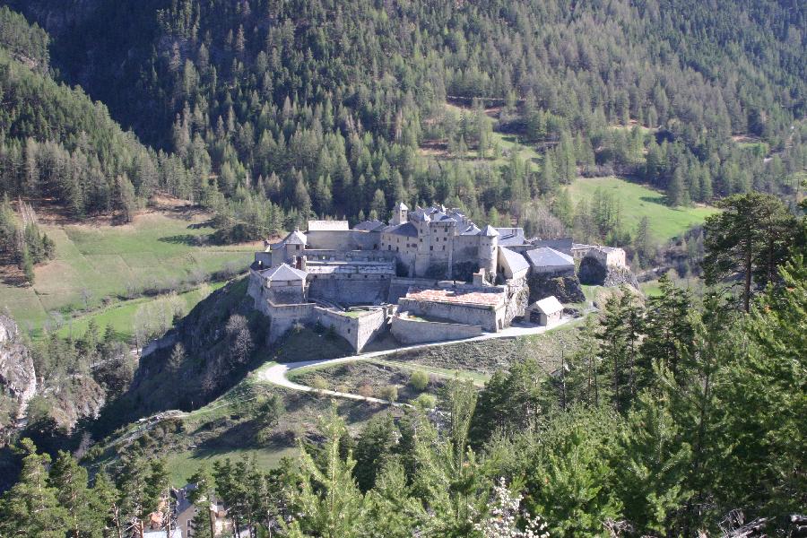 Ch�teau Queyras.